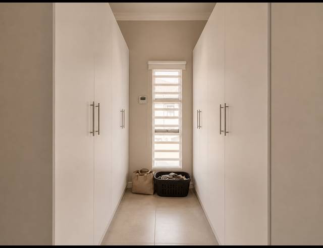 4 BEDROOM TOWNHOUSE FOR SALE IN MORNINGSIDE